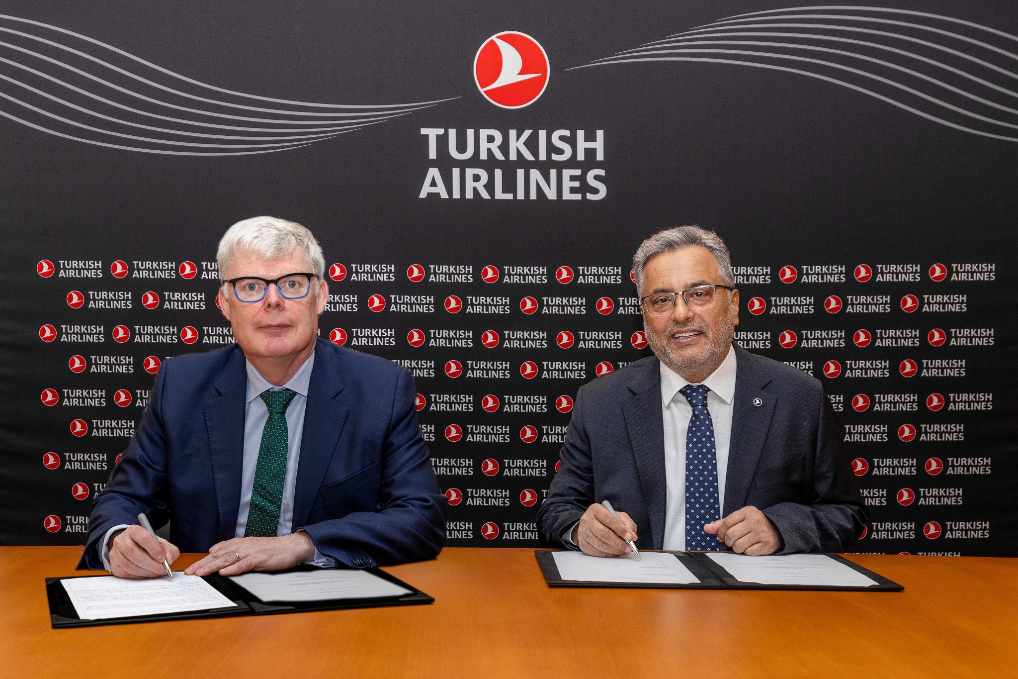 SMBC Aviation Capital signs leases for five A321neo aircraft with Turkish Airlines