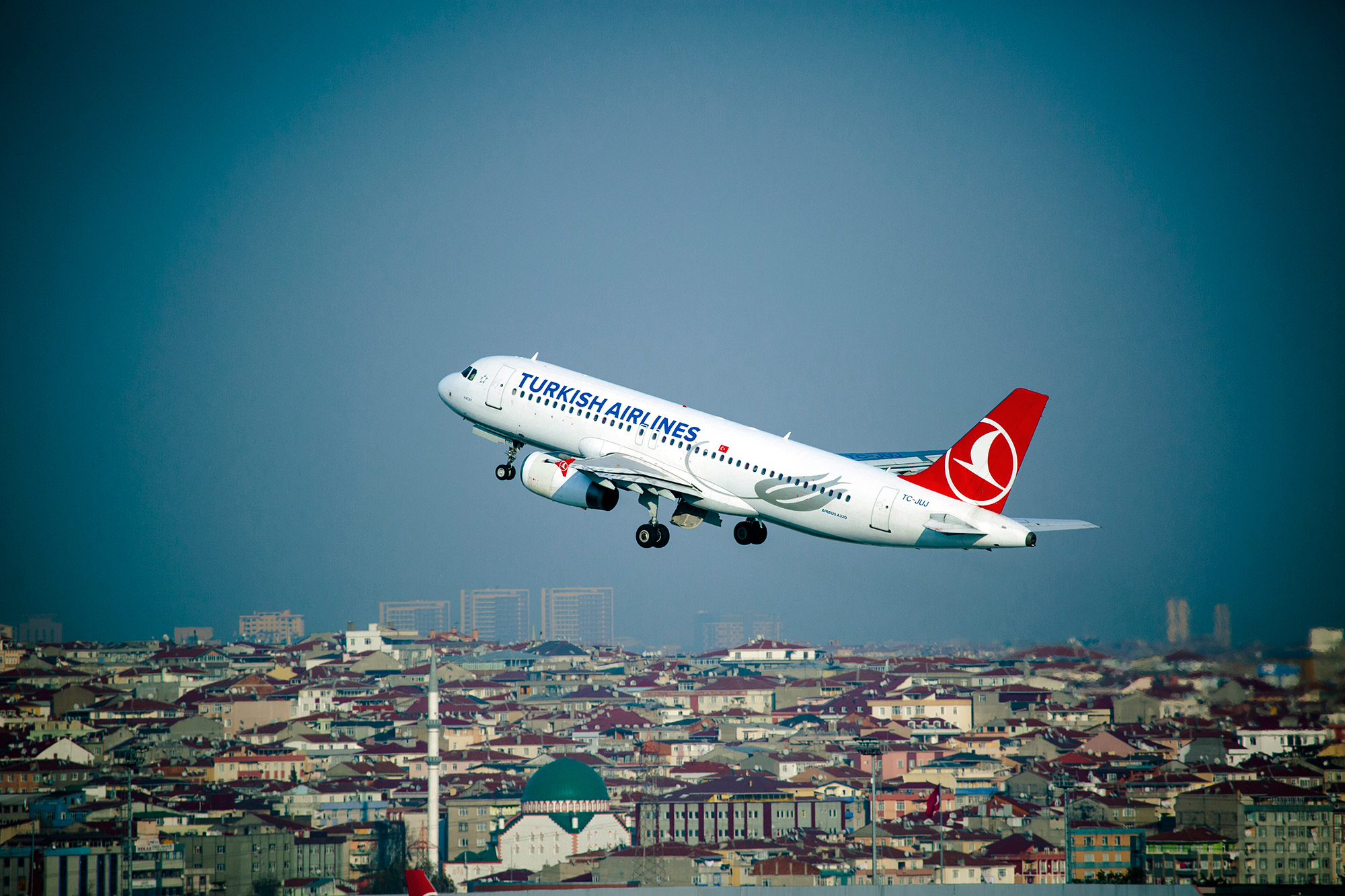 Turkish Airlines receives two A320ceo jets