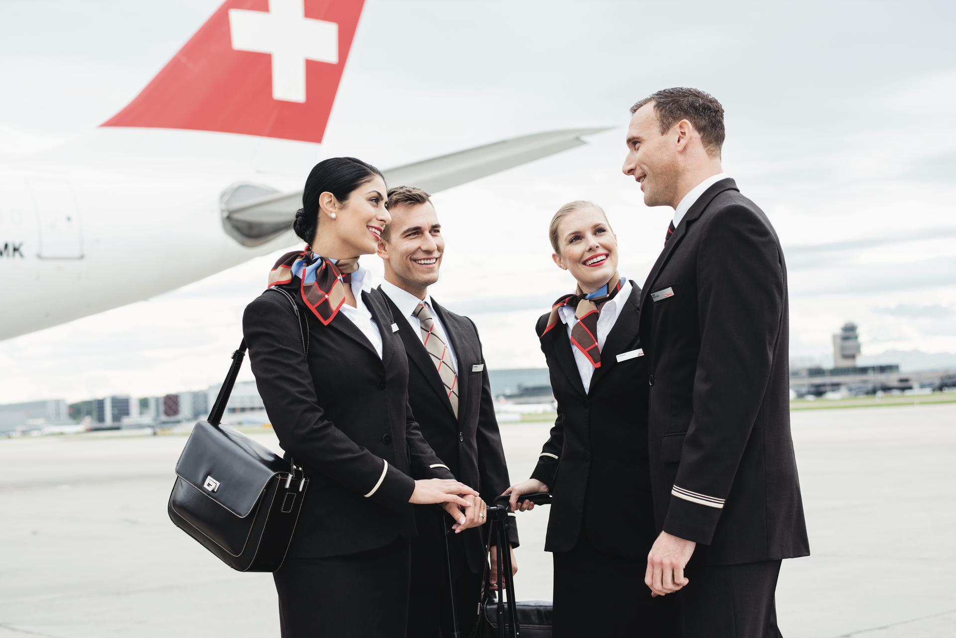 SWISS to offer cabin crew CHF 4,000 monthly starting salary