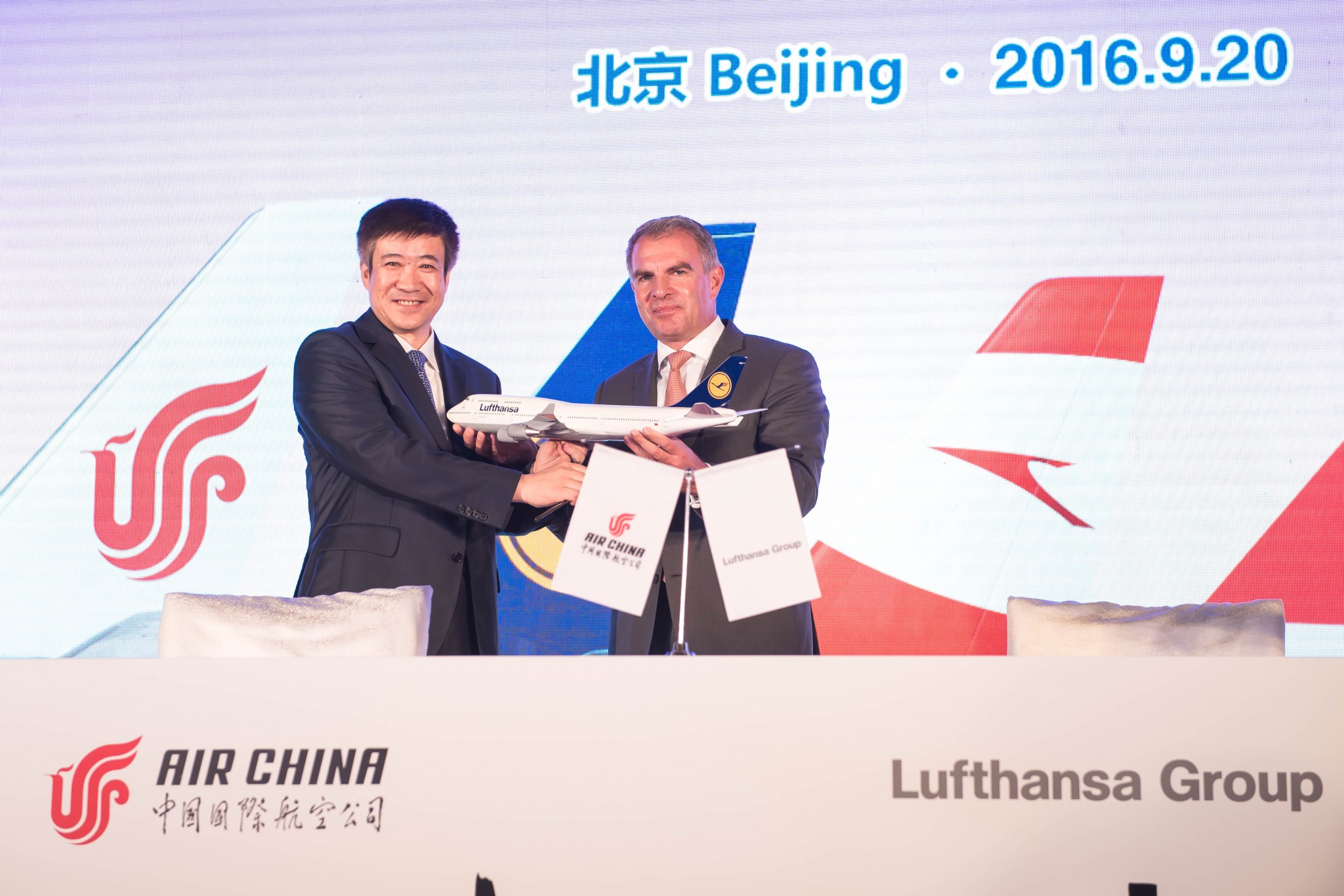 Lufthansa Group and Air China sign commercial joint venture