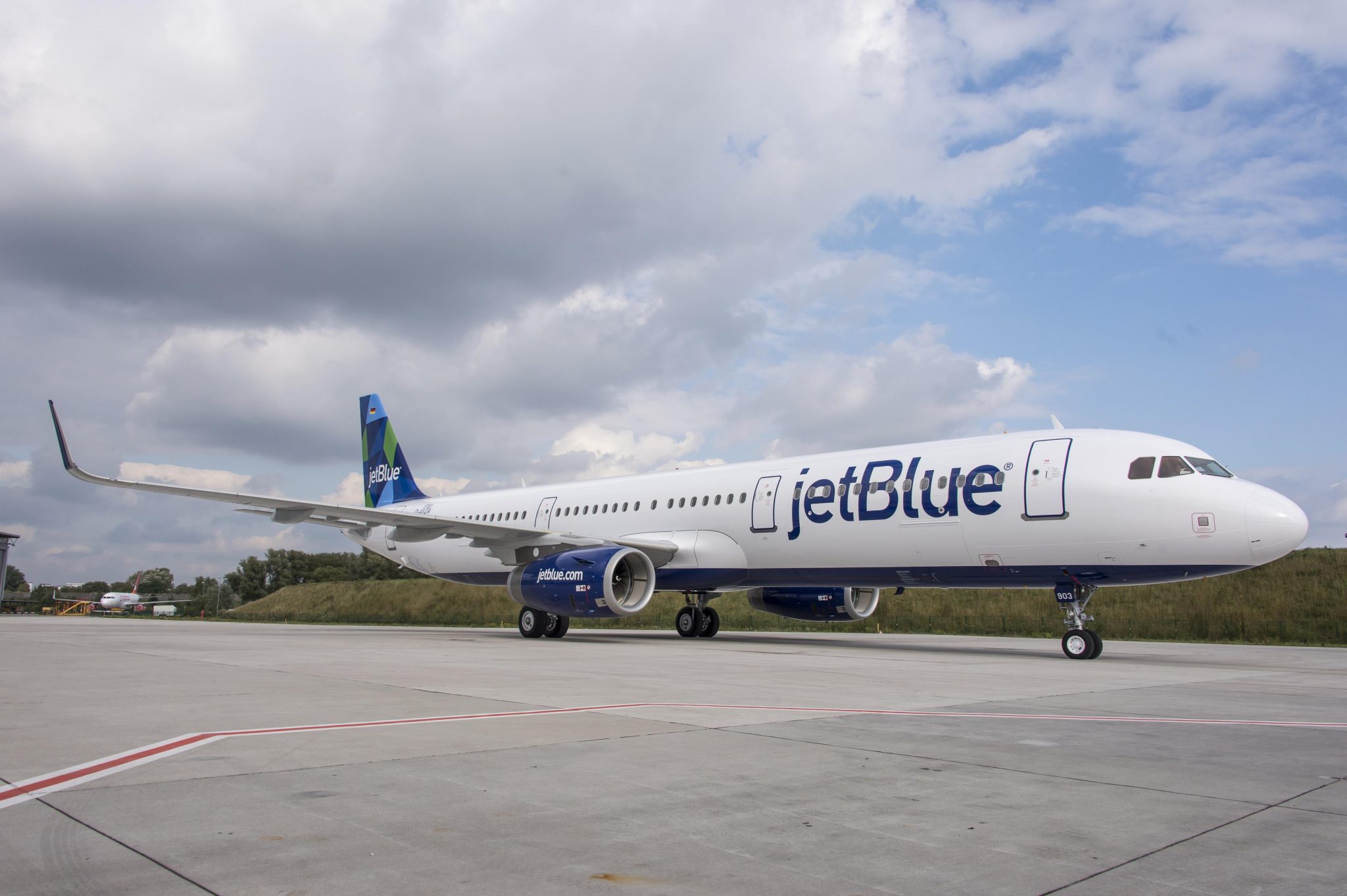 JetBlue expands European network