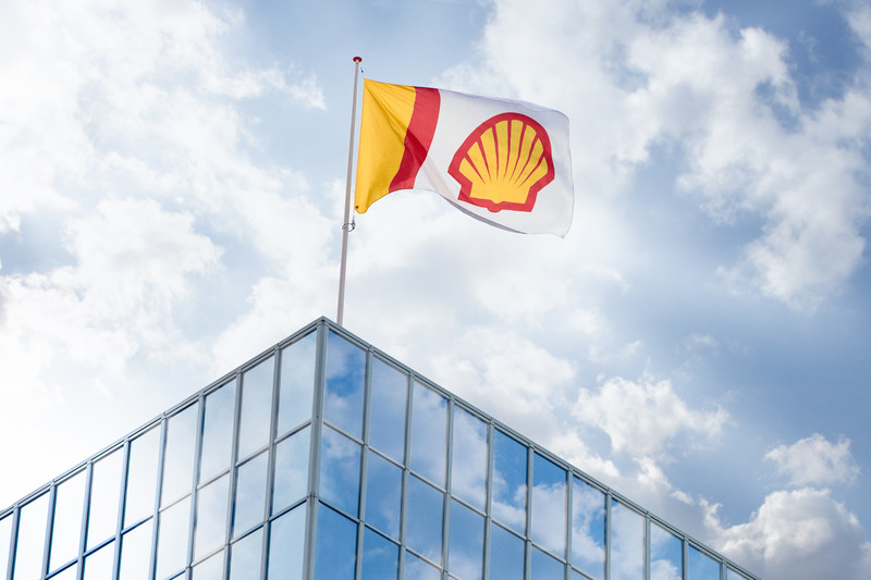 Shell signs long-term agreement with Air Europa for aviation lubricants