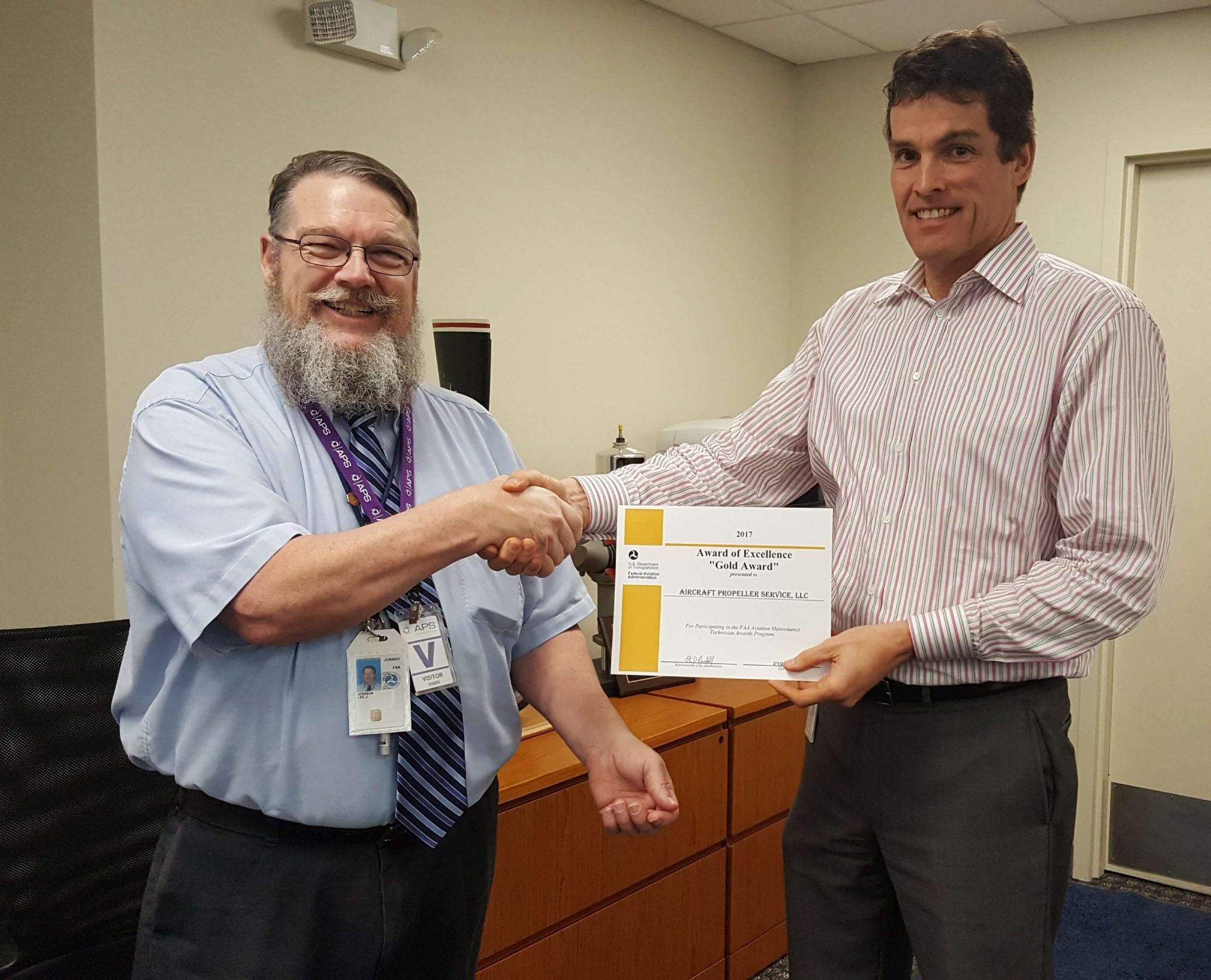 APS receives FAA’s AMT Gold Award of Excellence