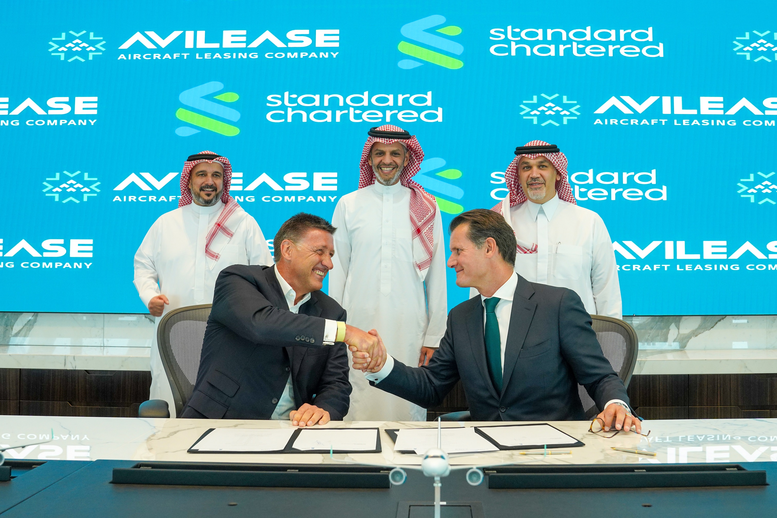 AviLease confirms purchase of Standard Chartered leasing platform 