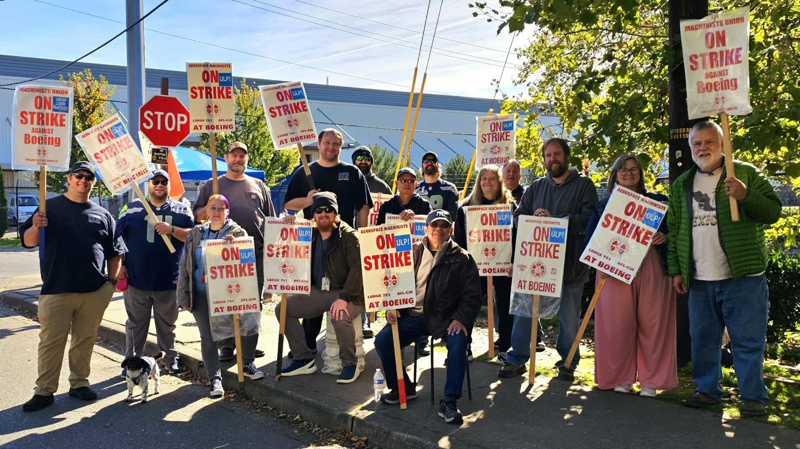 Boeing offers new contract deal to end strike action