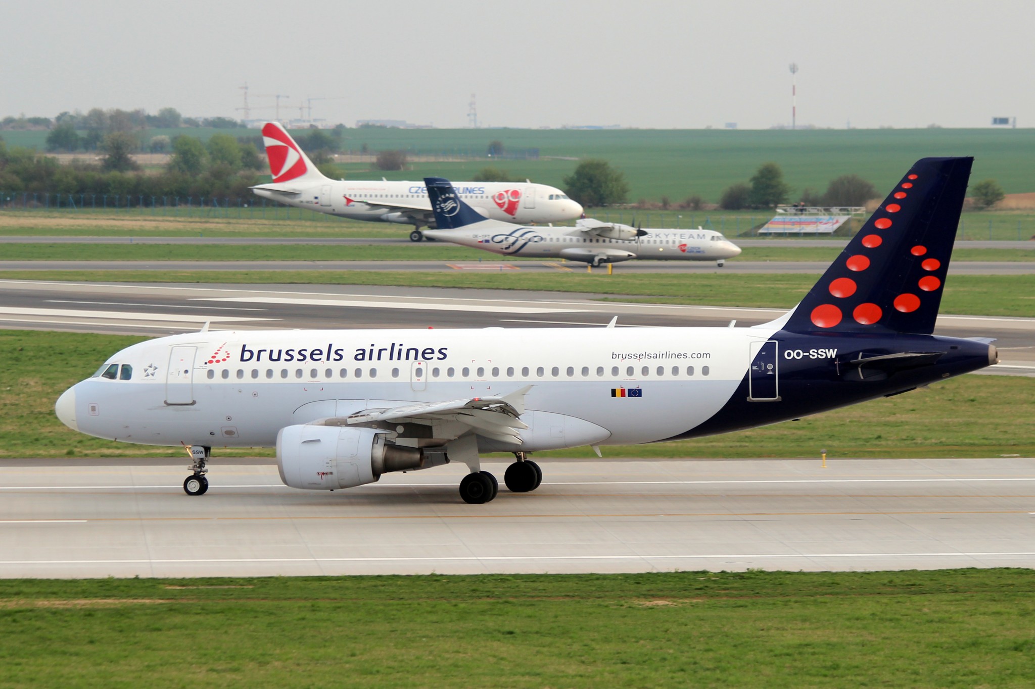 Brussels Airlines averts pilot strike