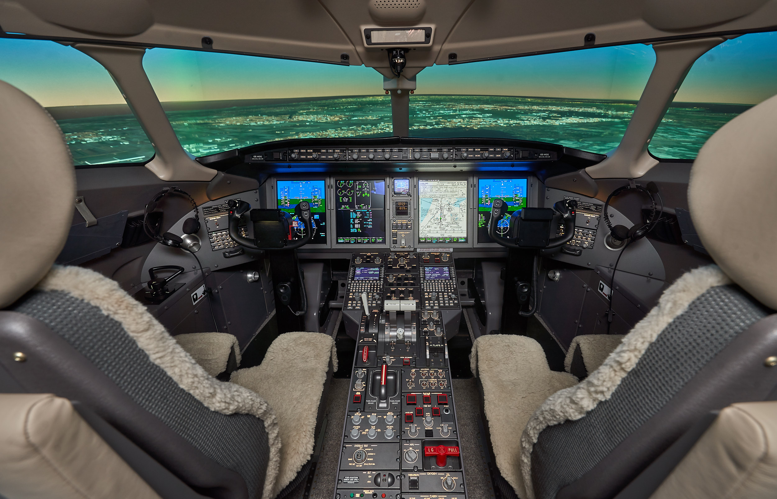 AXIS flight simulation qualifies for mainland Europe’s first Level-D CL350 full flight simulator