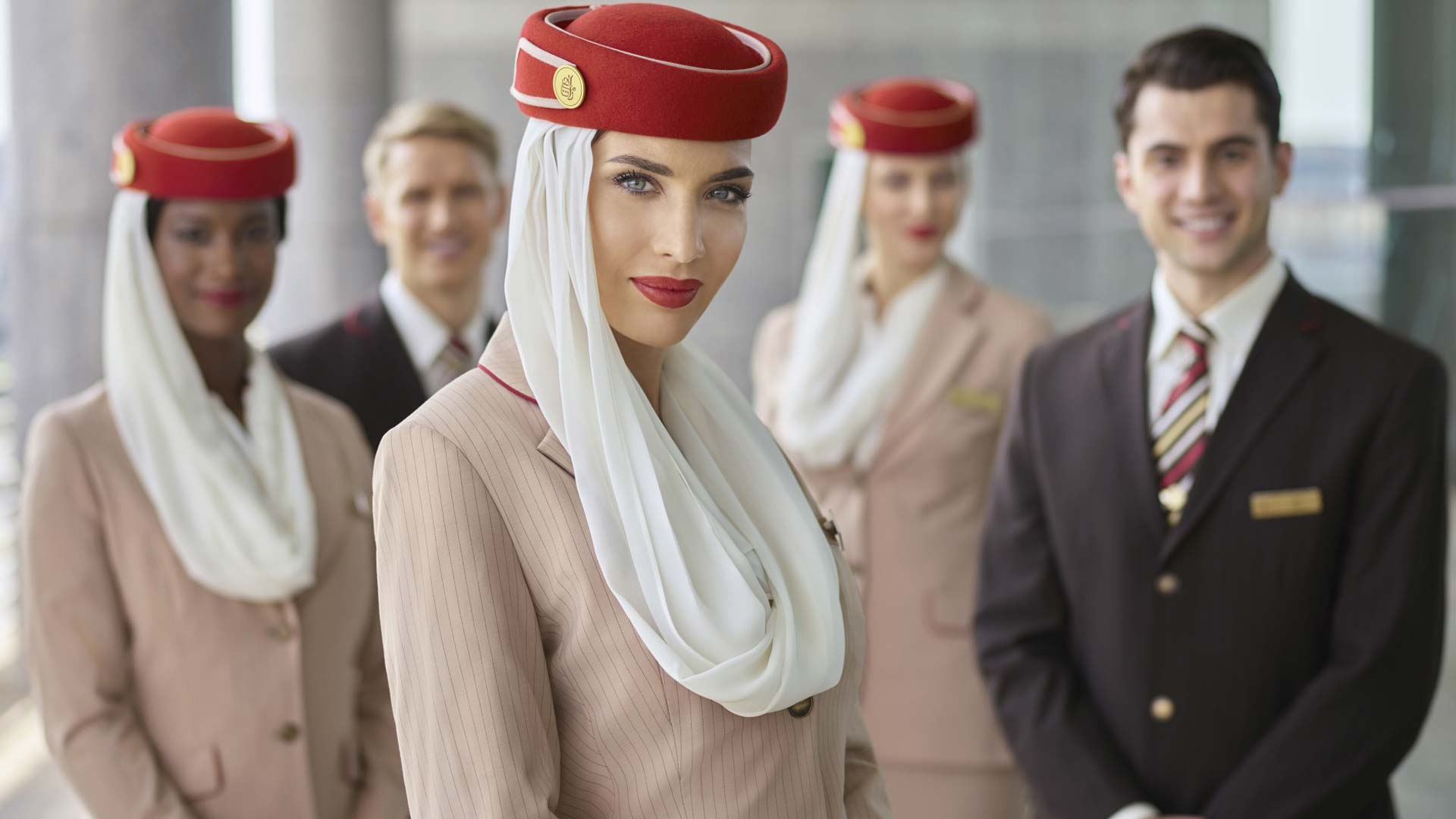 Emirates to recruit 6,000 operational staff