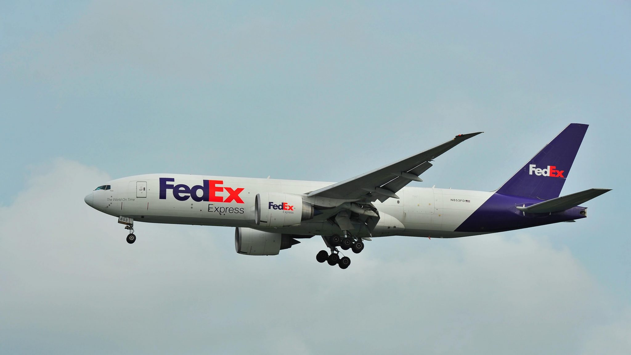 FedEx pilots to picket Wall Street