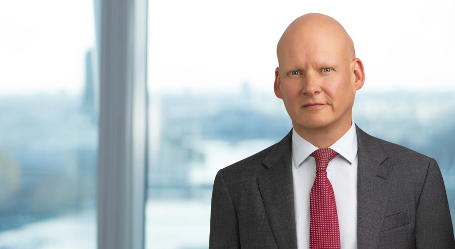 Vinson & Elkins appoints Harry Upcott to expand aviation finance offering