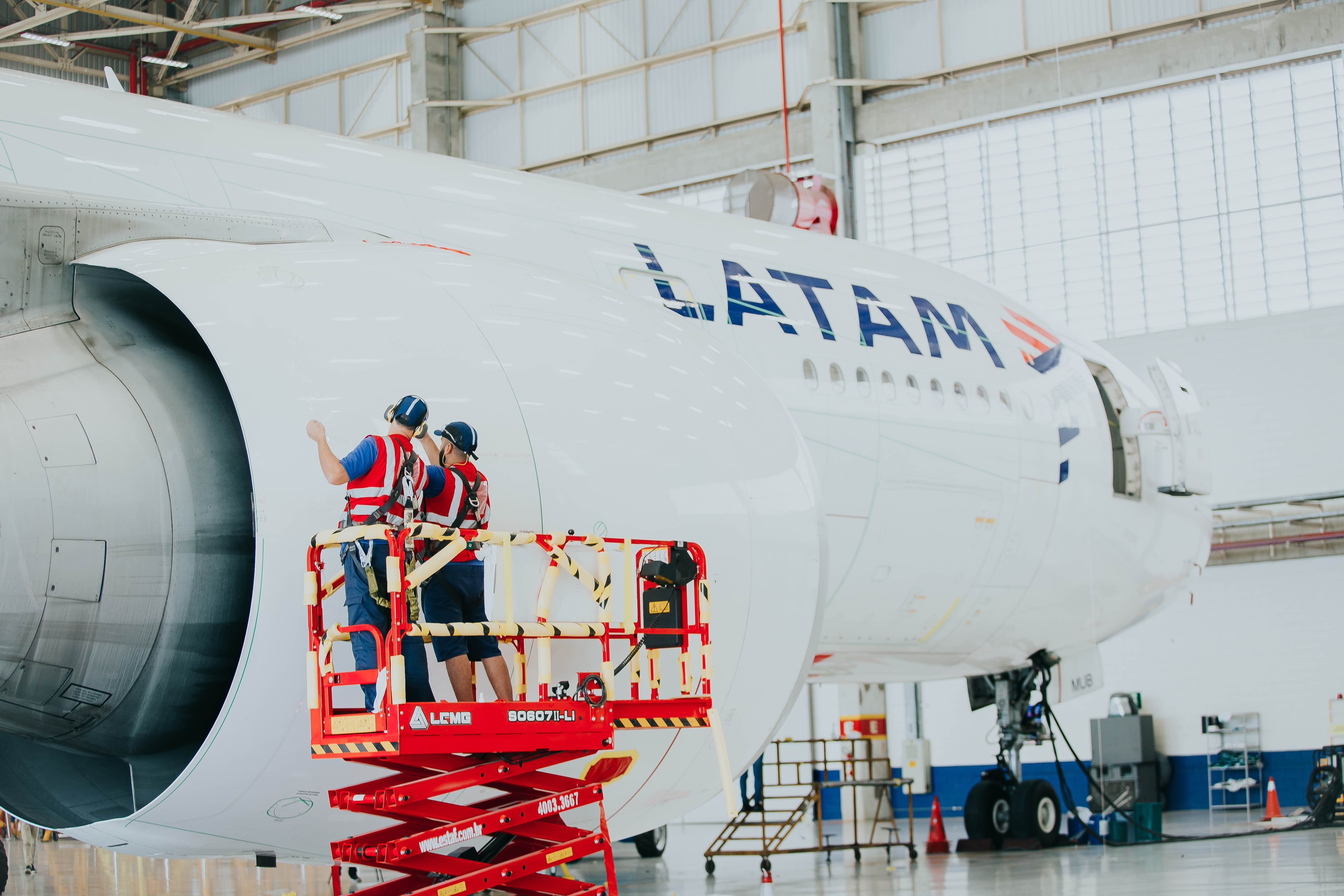LATAM extends AeroSHARK use across entire Boeing 777 fleet