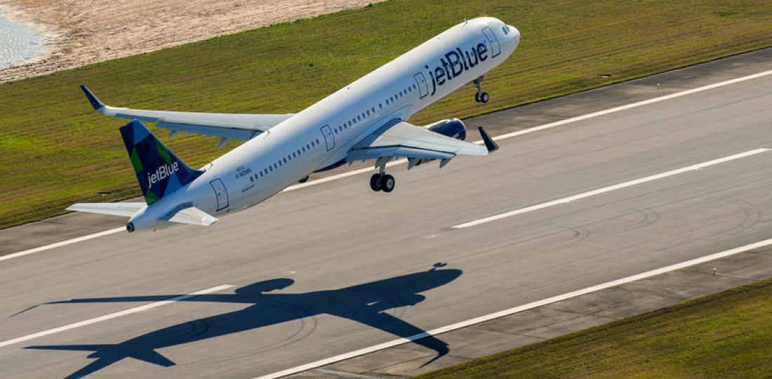 JetBlue raises third quarter revenue guidance