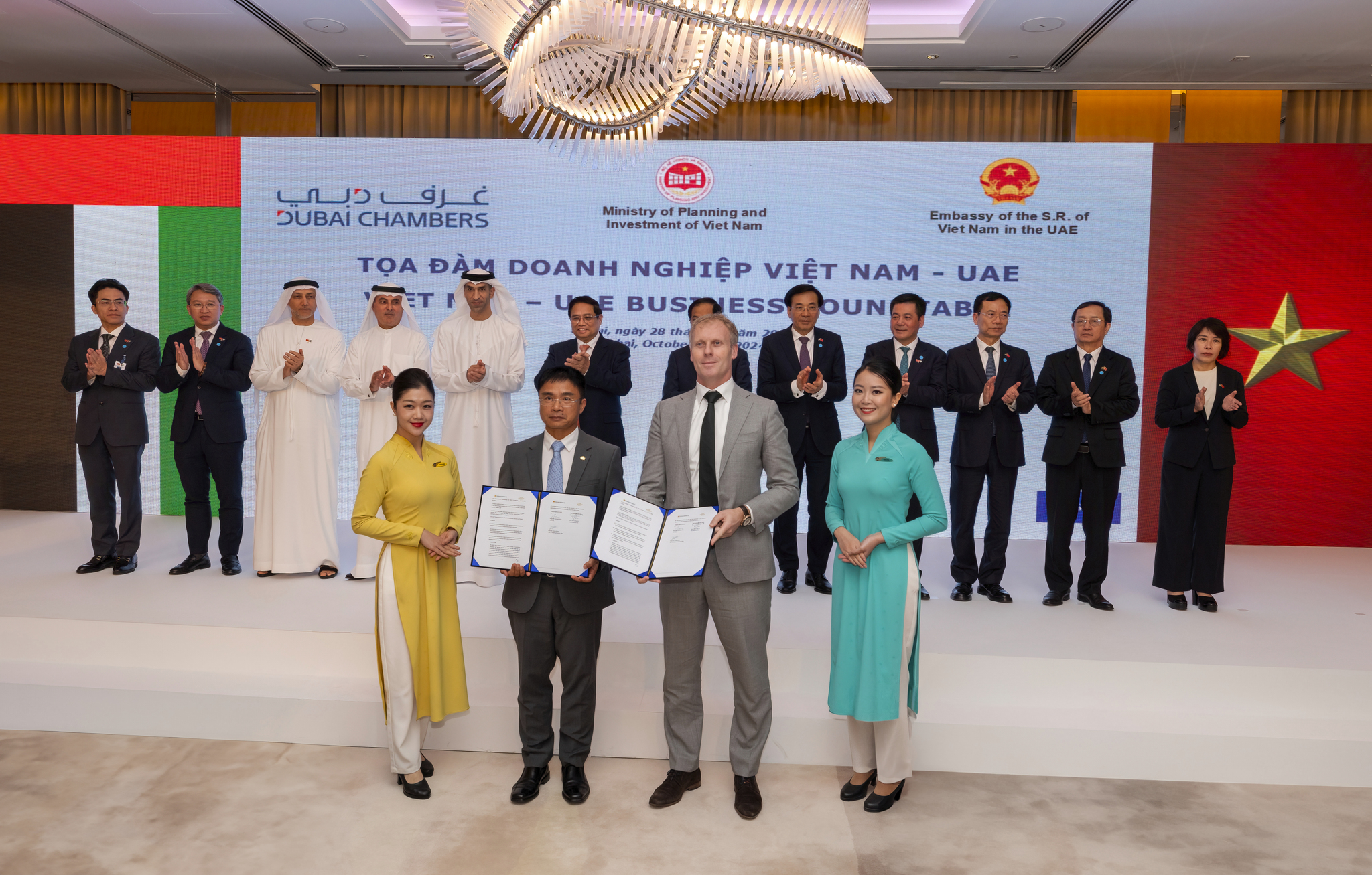 Etihad and Vietnam Airlines sign MoU