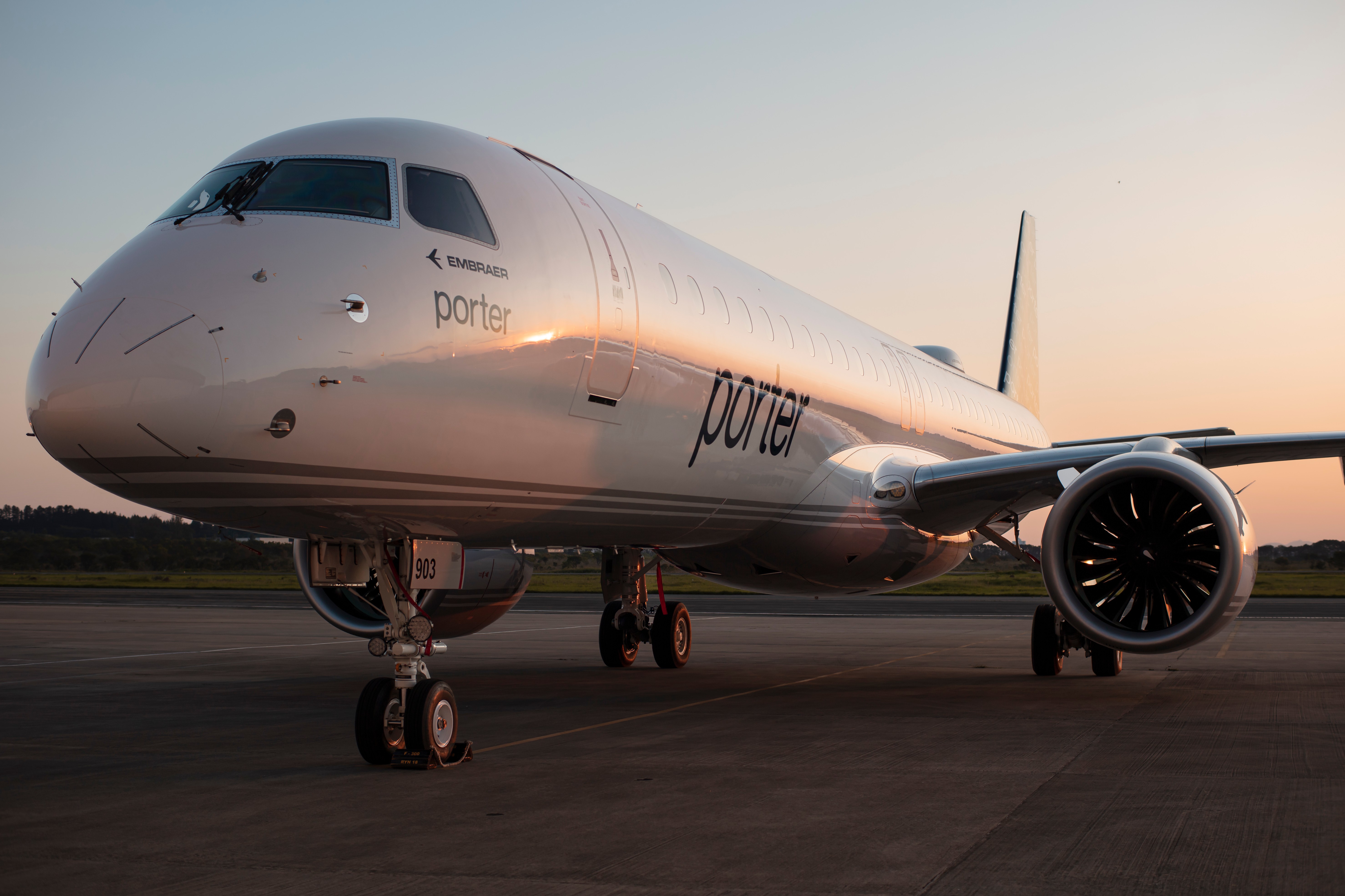 Porter celebrates first flight to Tampa, Florida