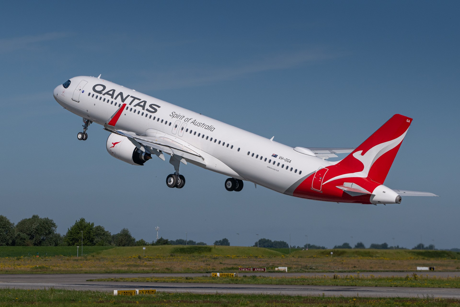 Qantas takes delivery of first A321XLR