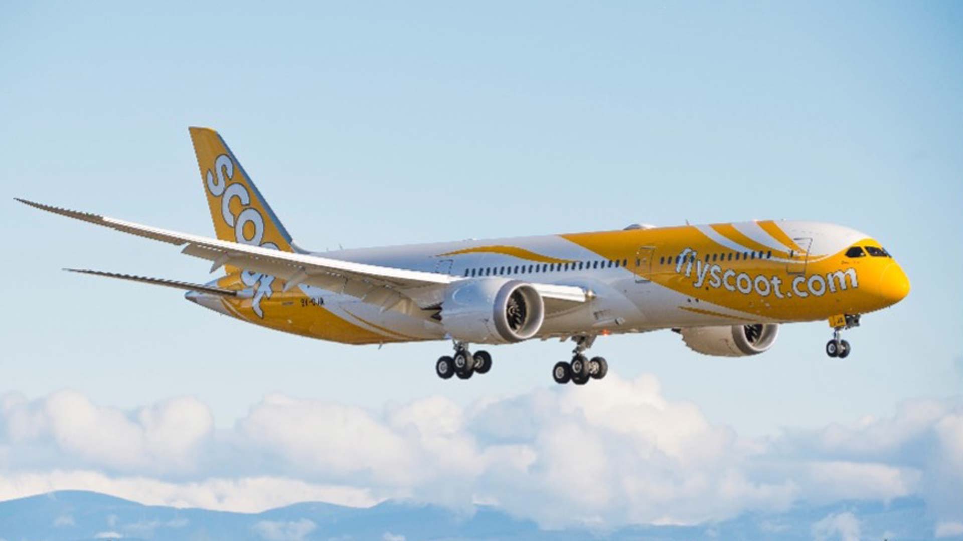 Scoot launches first-ever UK route