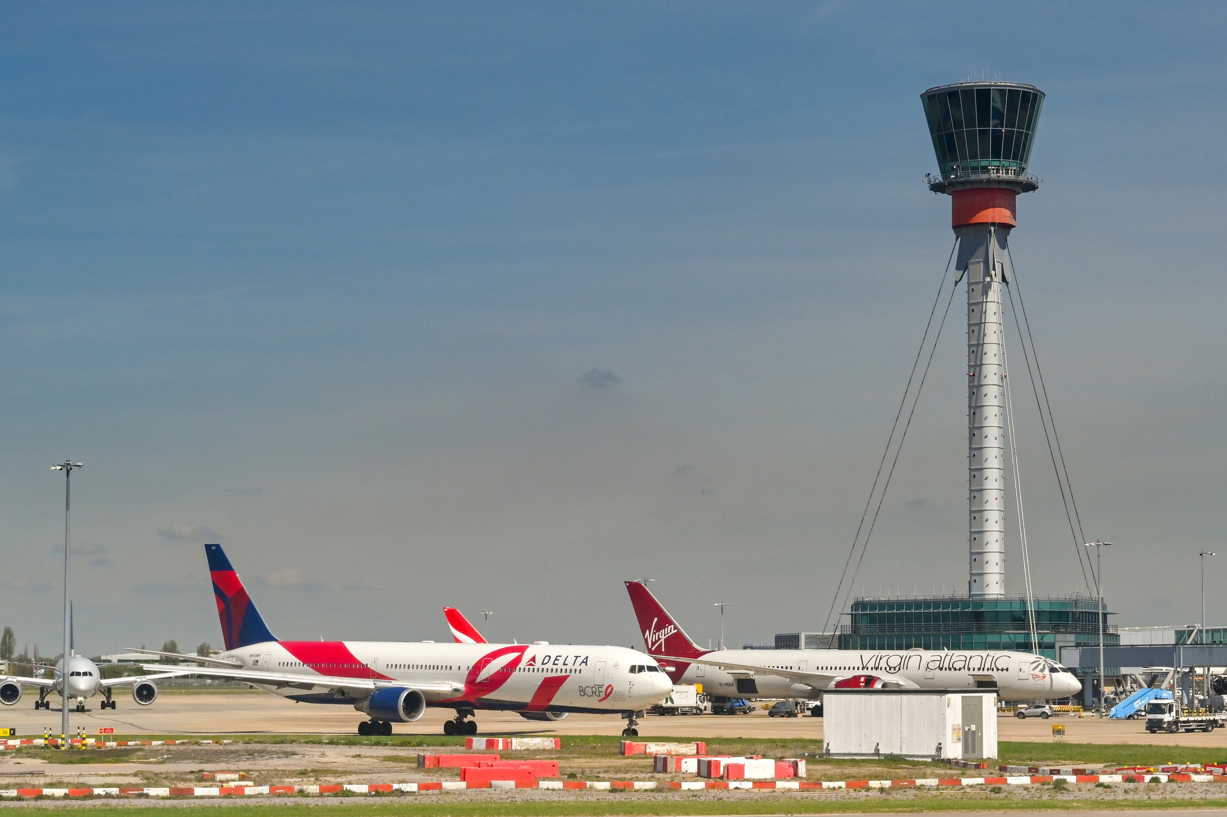 Heathrow raises annual revenue forecast despite warning of weakening US business travel demand