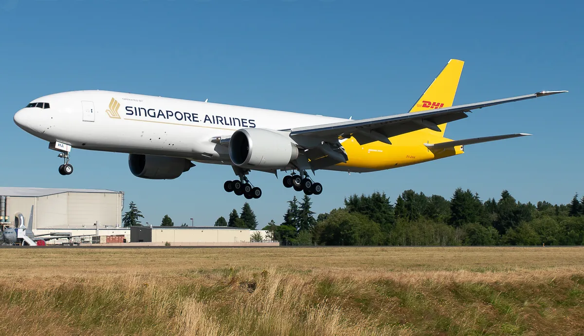 SIA takes delivery of third B777 freighter for DHL Express