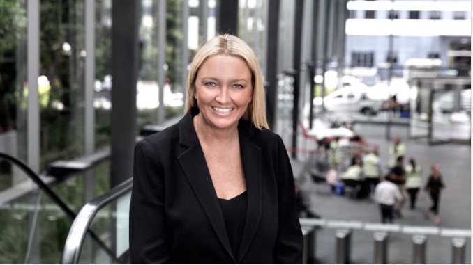 Stephanie Tully to take charge as CEO of Jetstar as Gareth Evans steps down