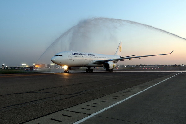 Uzbekistan Airways wet-lease two A330 from Heston Airlines