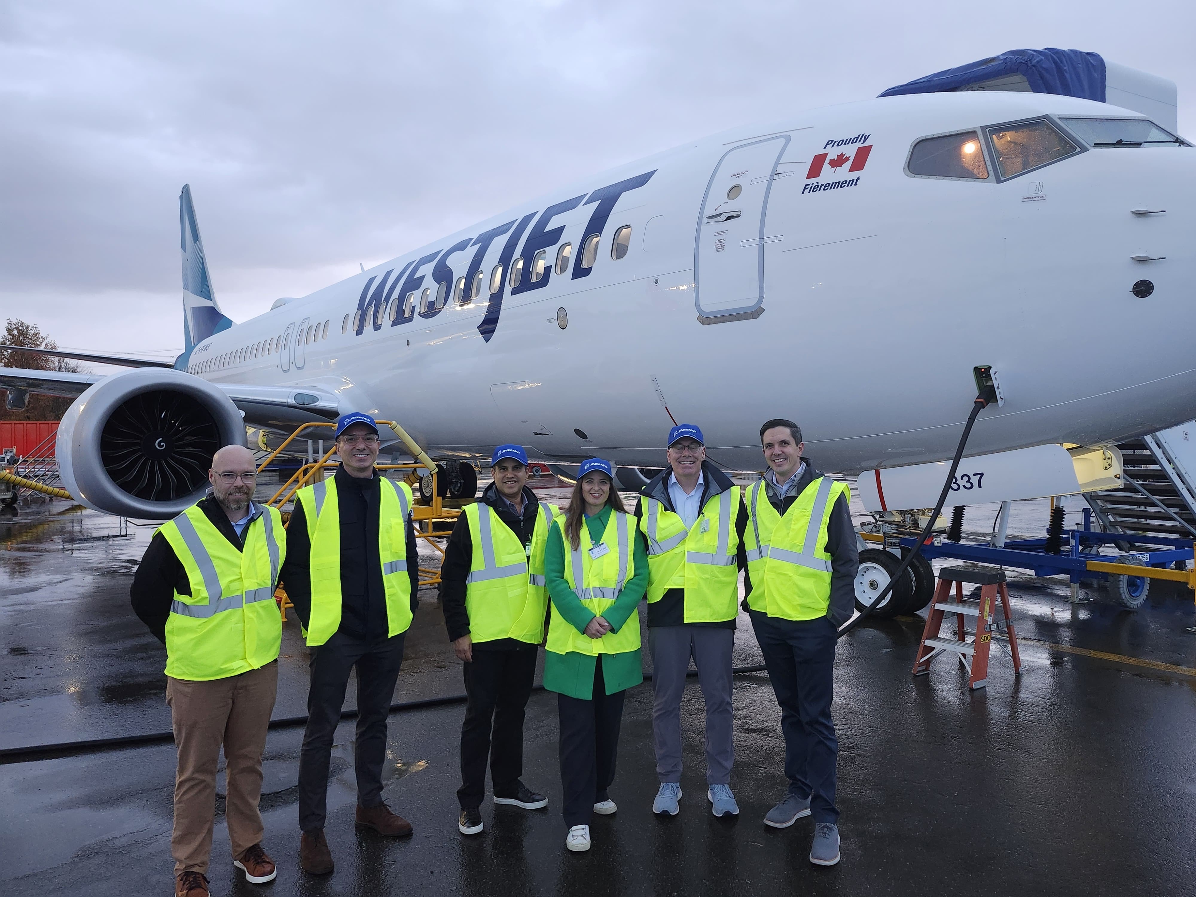 WestJet receives three 737 MAX 8 from CDB Aviation
