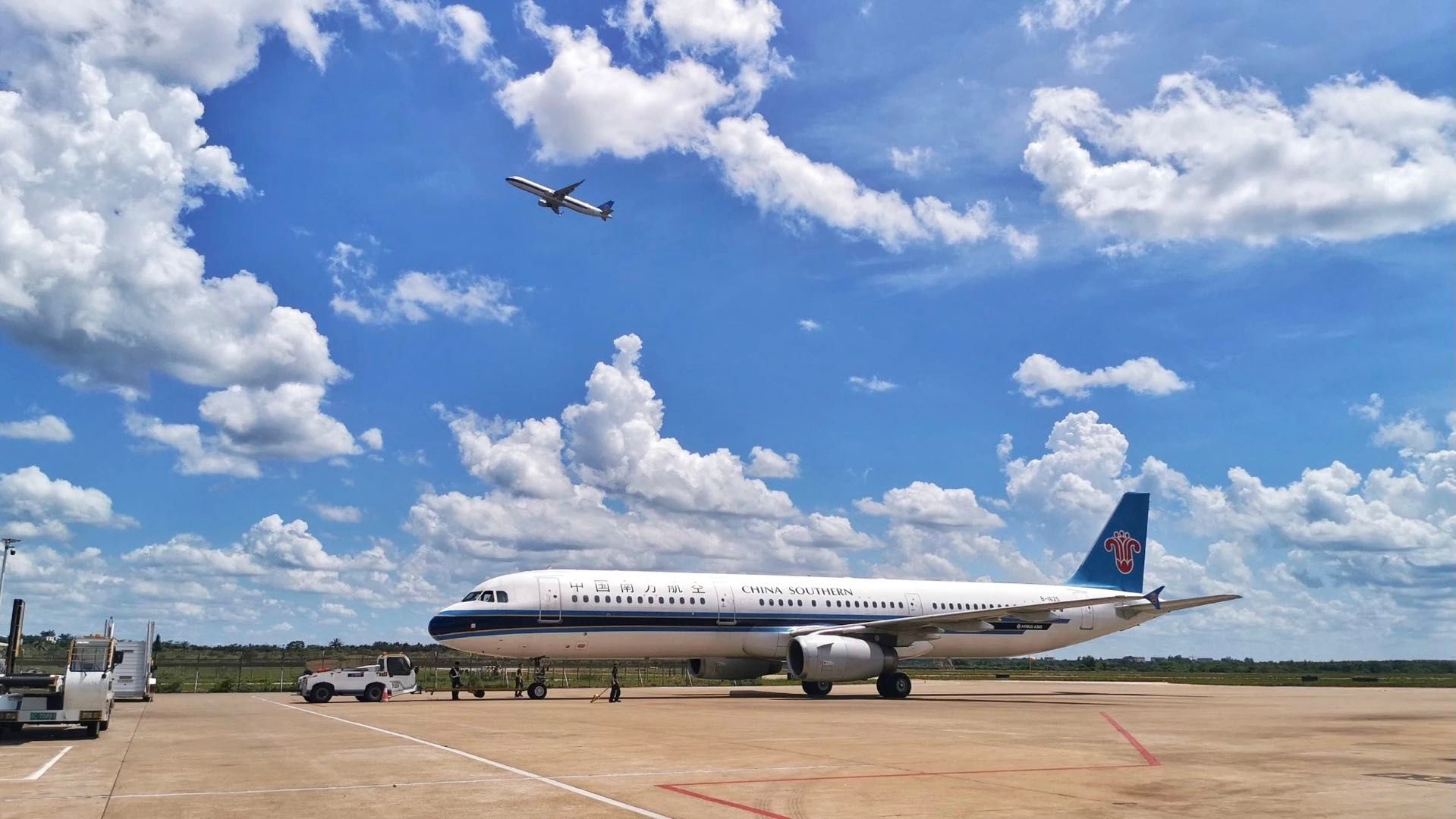 China Southern Airlines sells seven A330s to VAS Aero Services