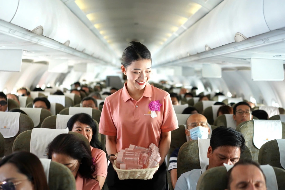 Vietnam Airlines and UN Women sign partnership agreement to promote gender equality in Vietnam