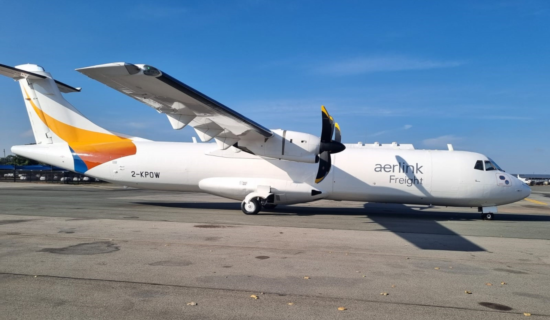 Aerlink receives two ATR 72-212 Freighters from ACIA Aero Leasing