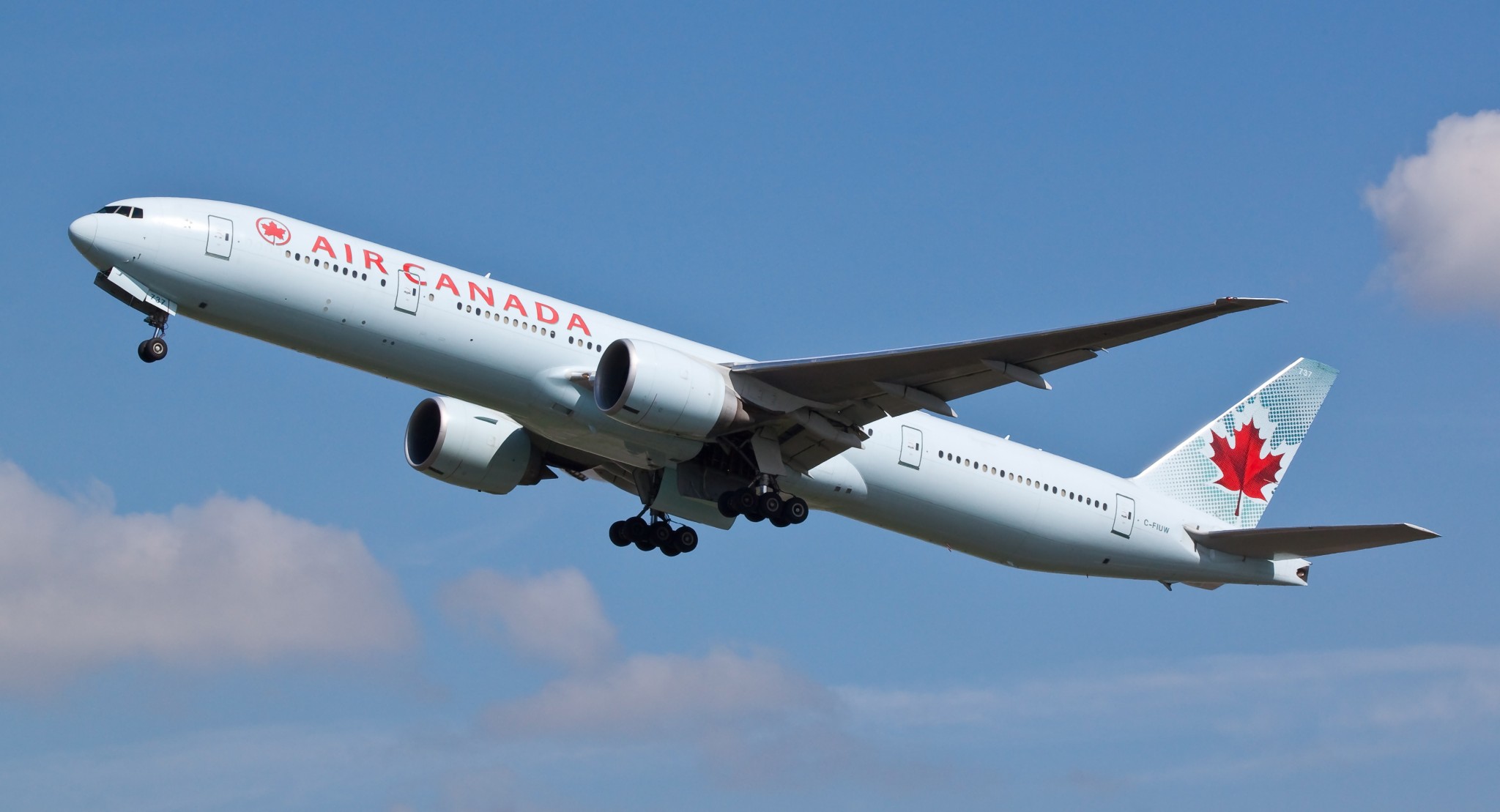 Air Canada reports record third quarter 2017 results