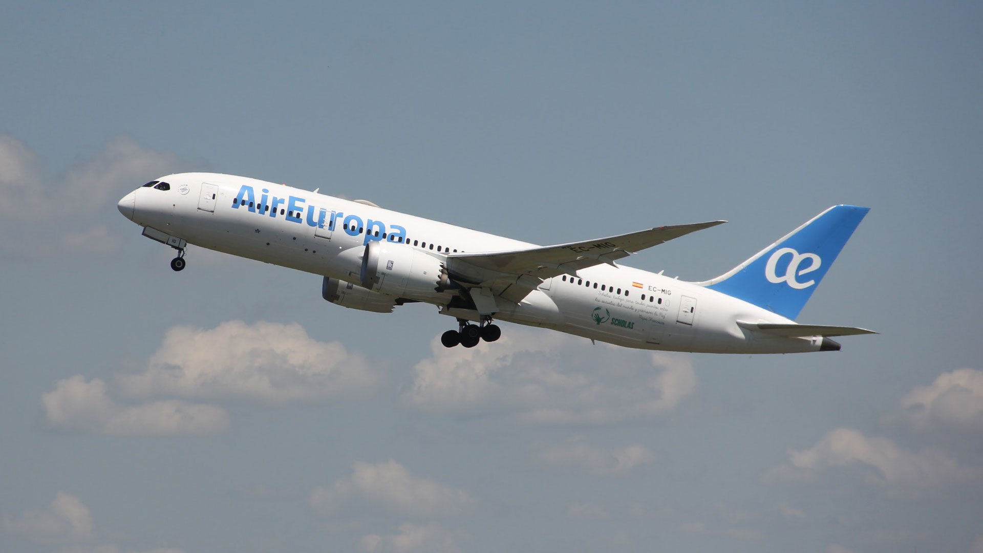 European Commission investigates IAG’s acquisition of Air Europa