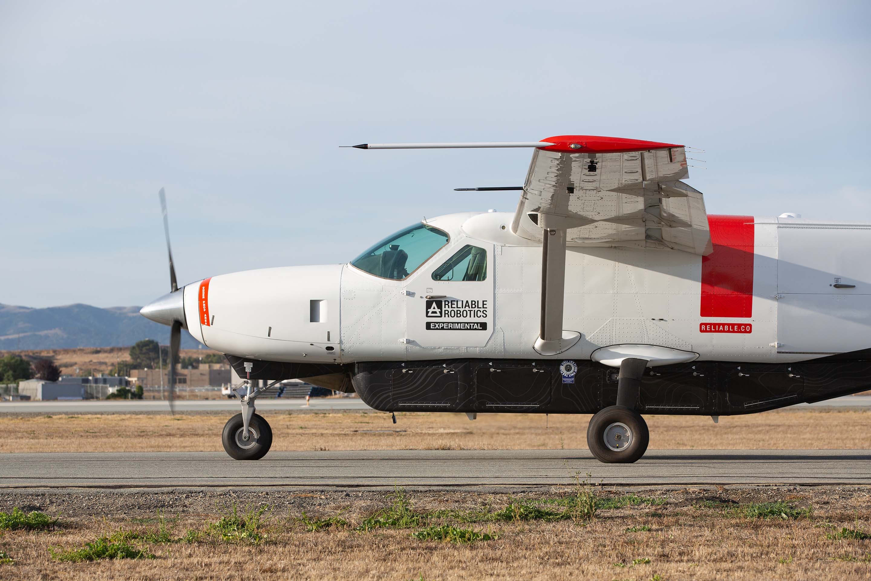 ASL Aviation inks order with Reliable Robotics for 30 aircraft autonomy systems