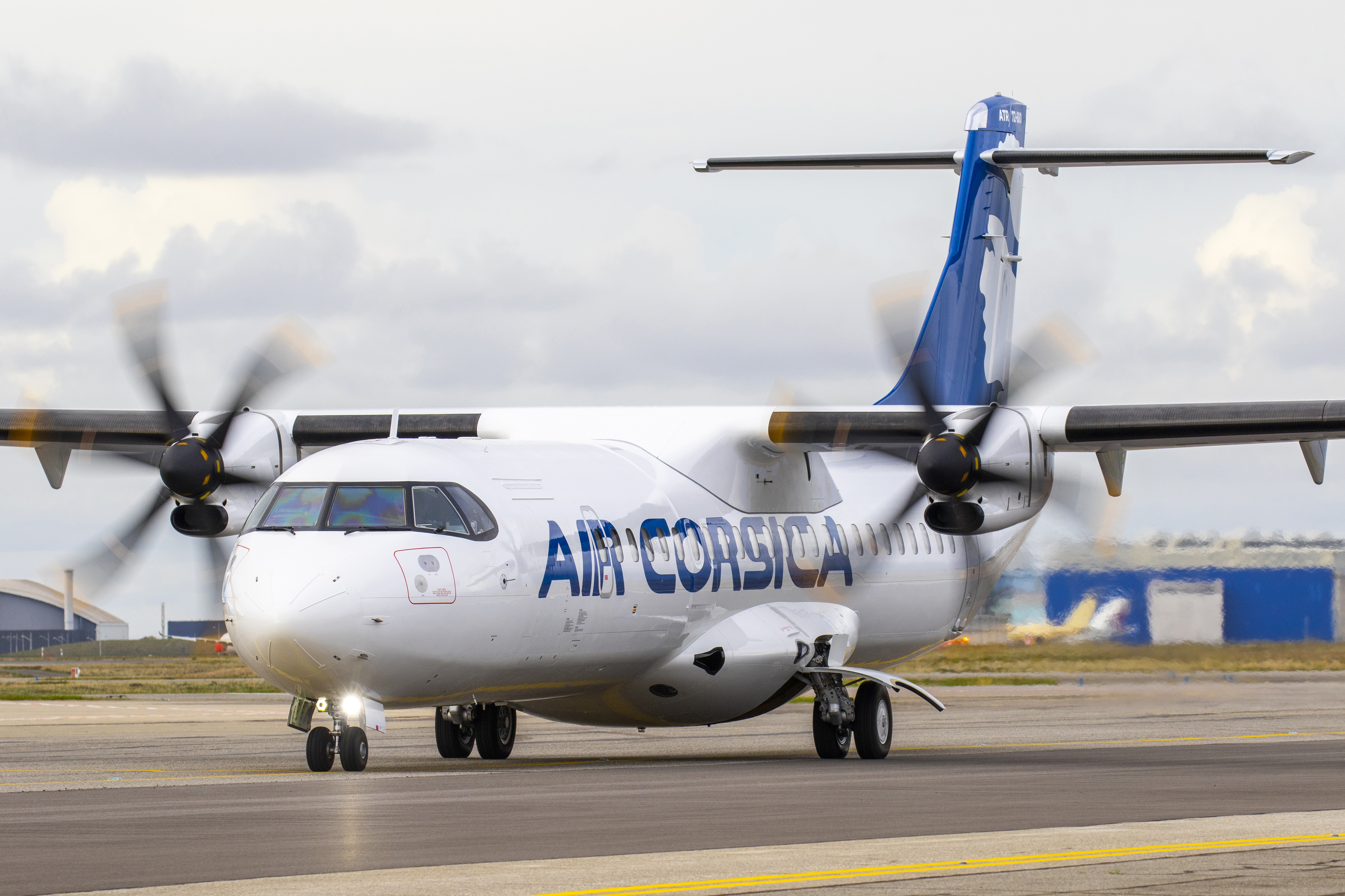 ATR delivers its 1700th aircraft