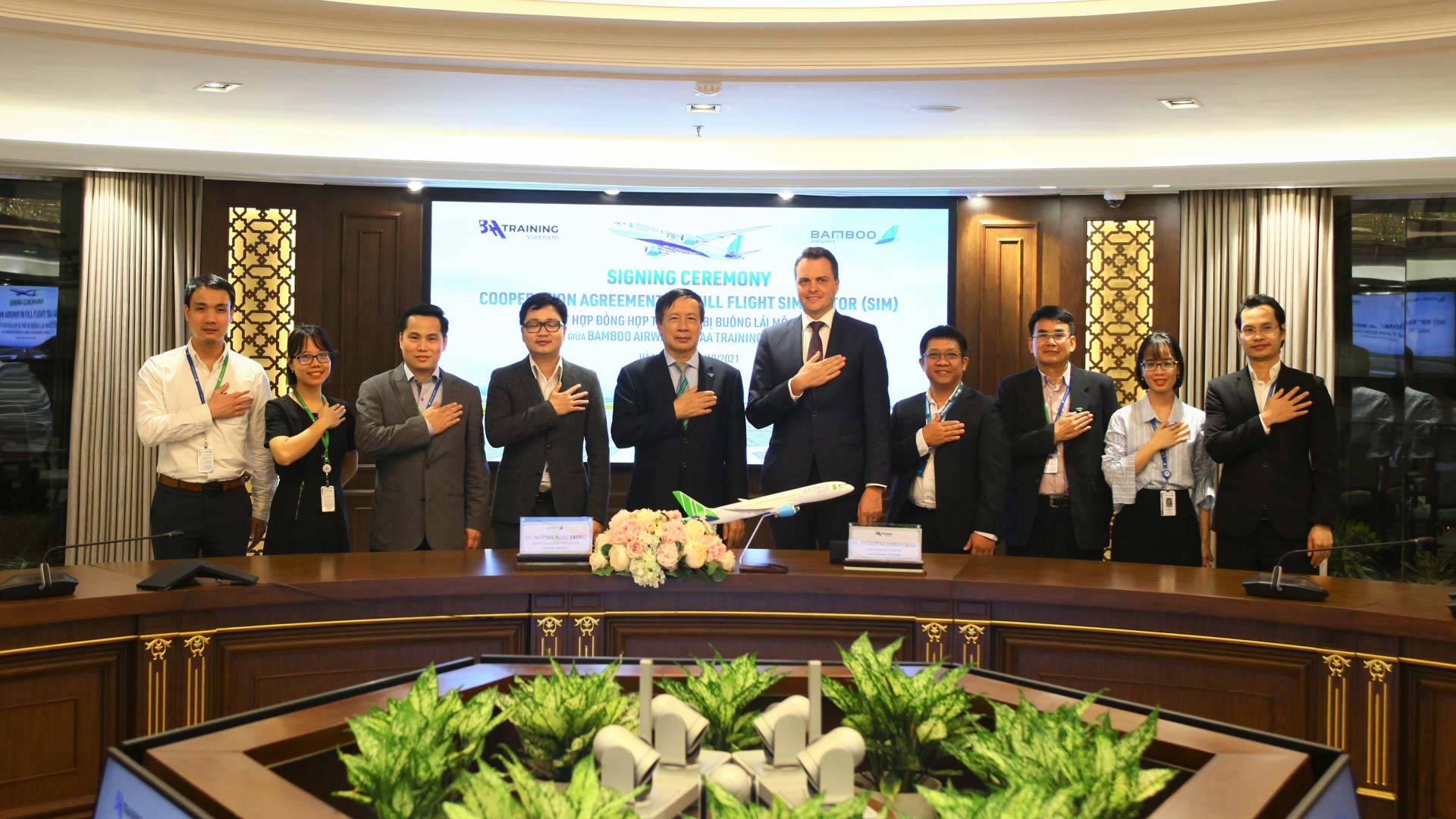 BAA Training Vietnam and Bamboo Airways ink a long-term agreement on full flight simulator