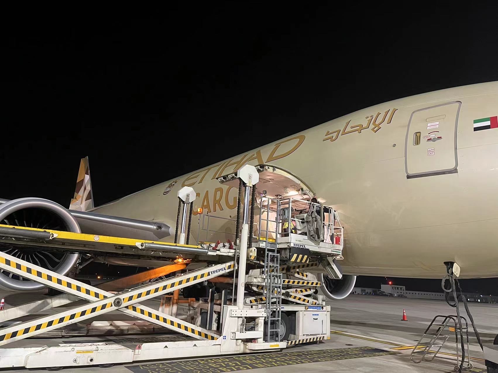 Etihad Cargo enhances ULD tracking by installing Descartes' next-generation Bluetooth