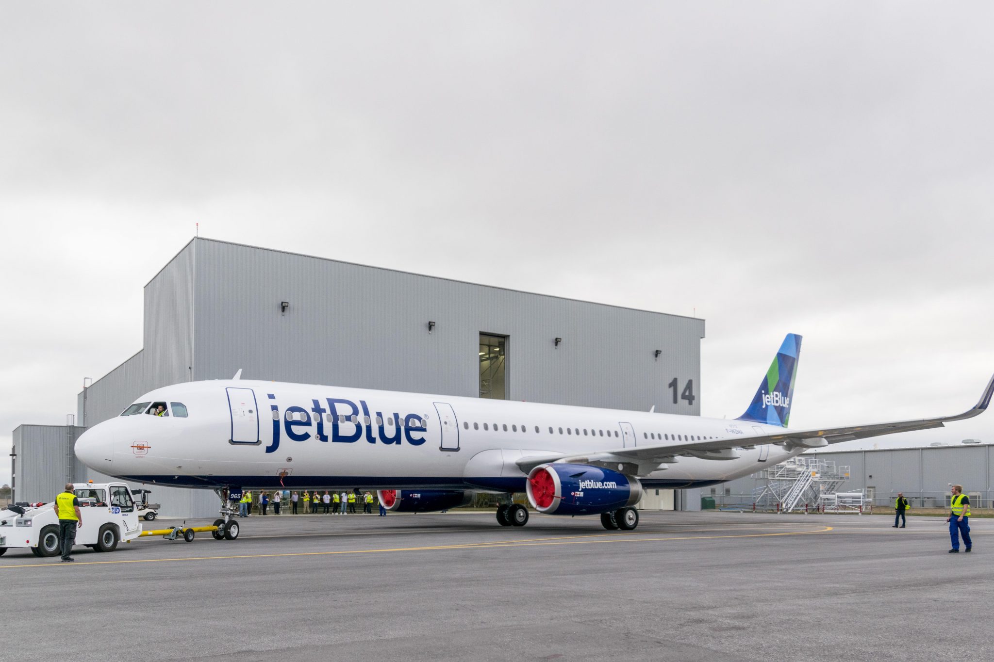 JetBlue to introduce premium offering on flights to Bozeman