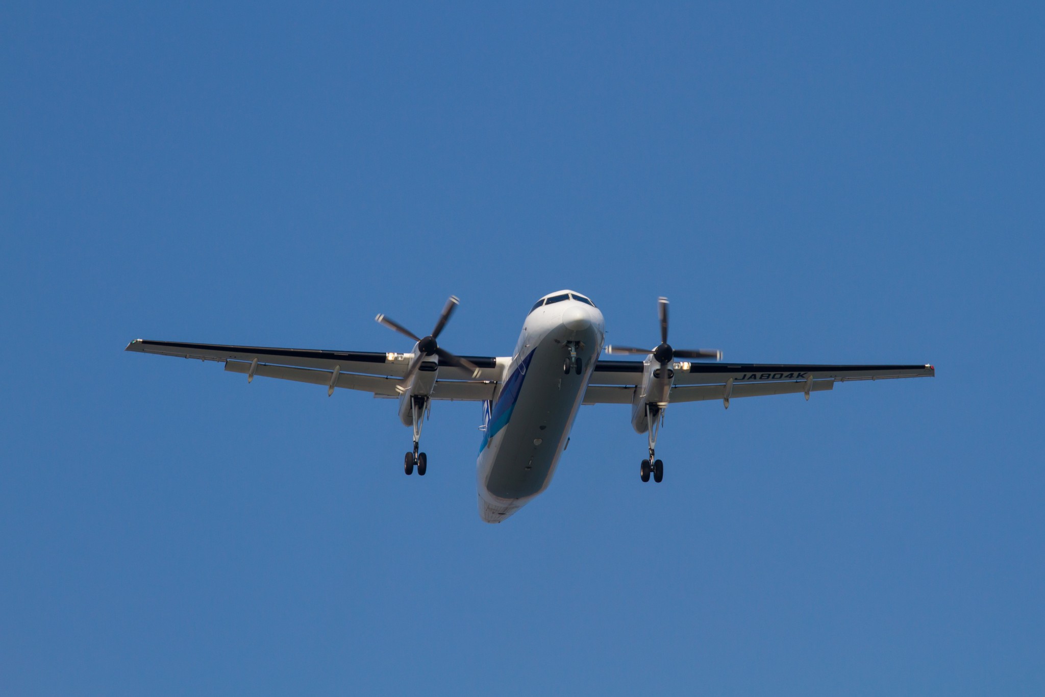 Porter Airlines delays restart