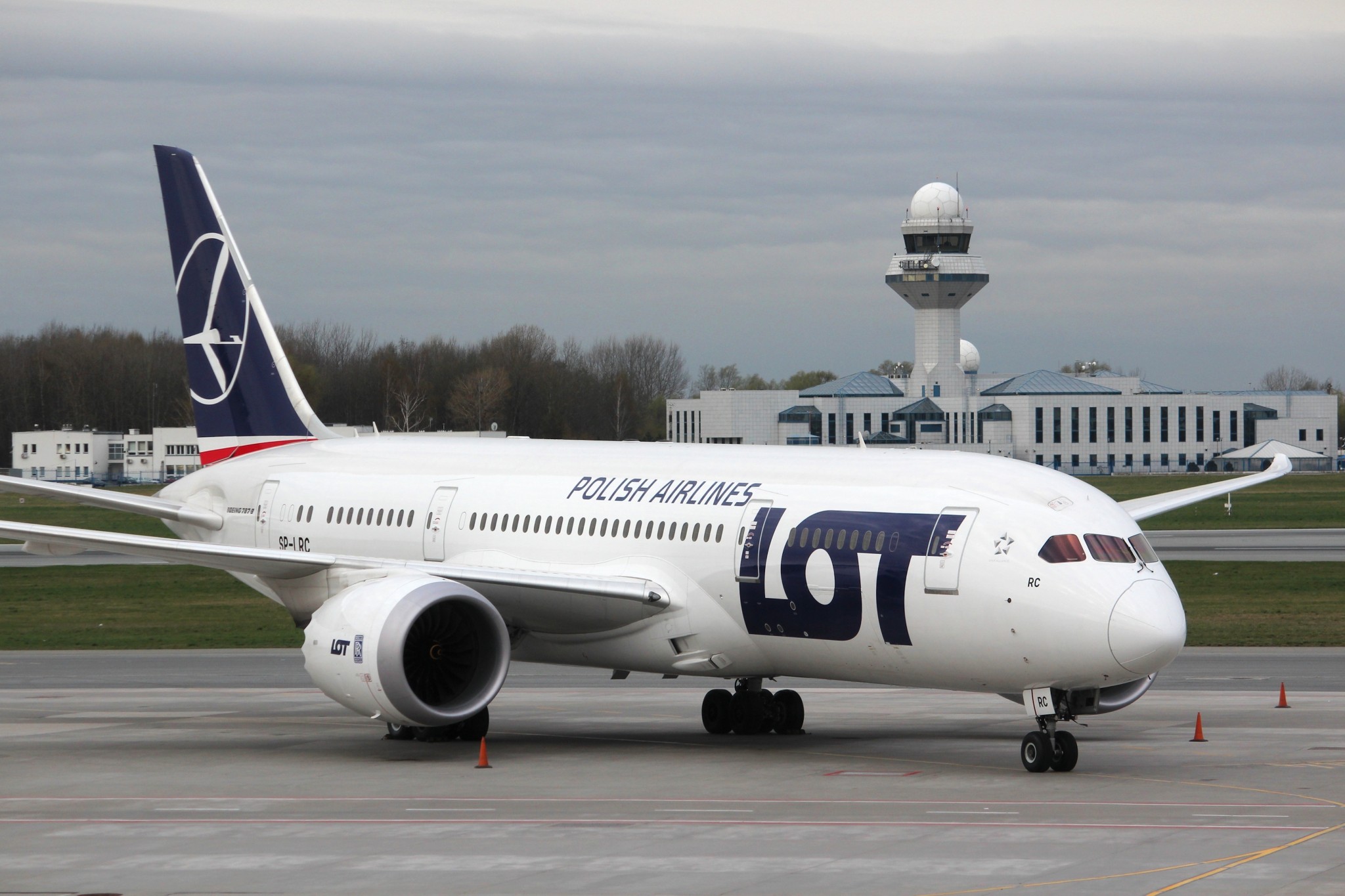 LOT launches new Warsaw to Zaporizhzhia route