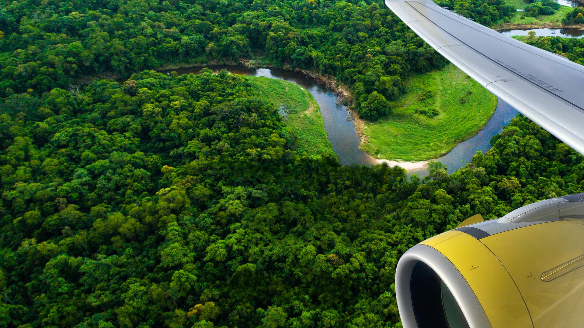 FAA to invest over $90 million across 20 US airports to achieve net-zero emission target by 2050