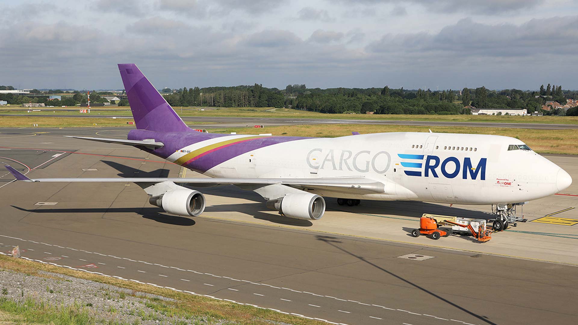 Air One Aviation signs new agreement with ROM Cargo