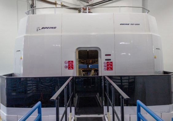 Paramount to expand 757 simulator training capacity for aspiring pilots