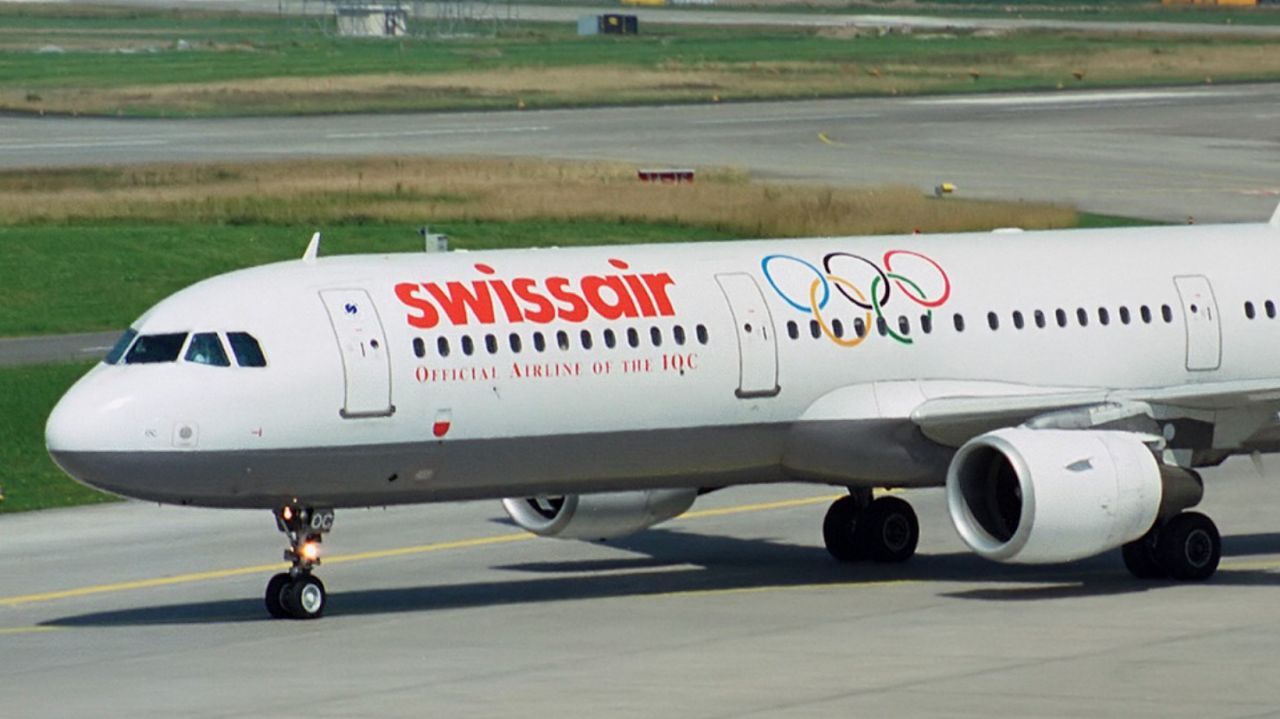 SWISS retires its Airbus A321 HB-IOC after 27 years of service