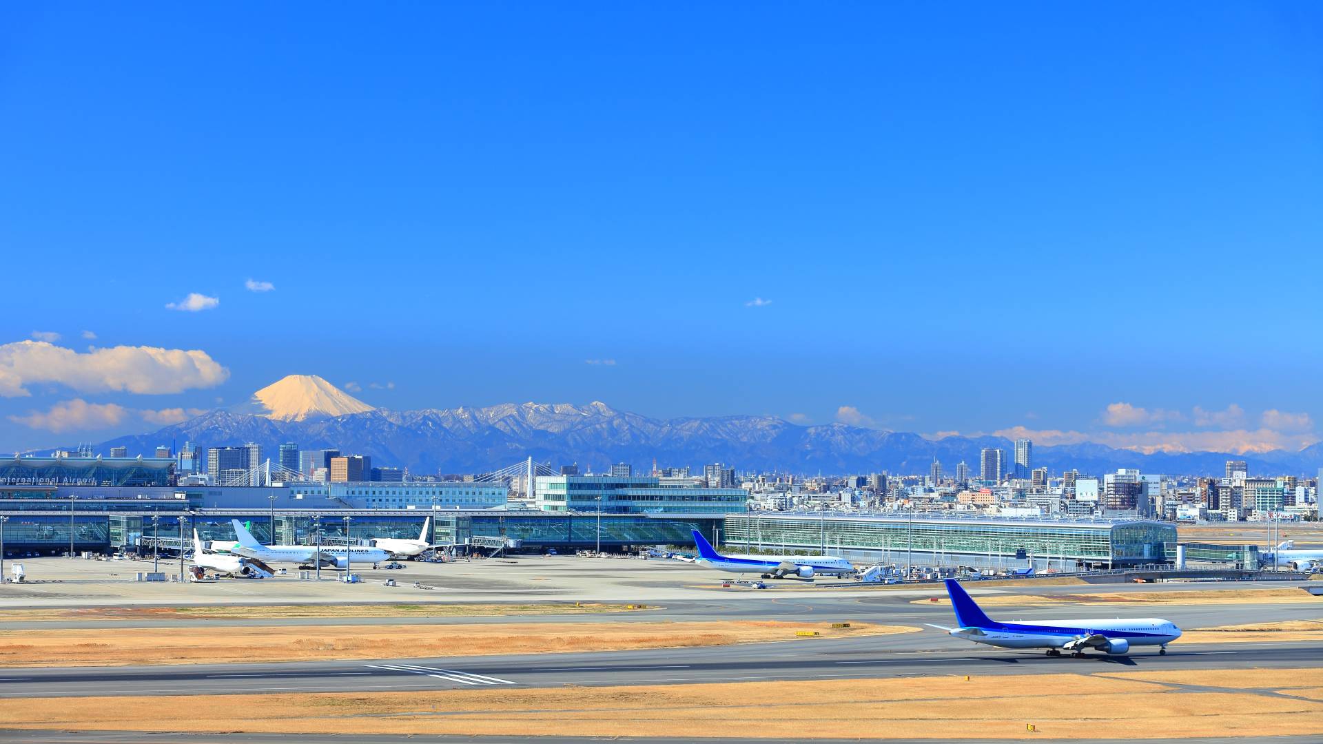 ANA expands international flight services from Tokyo Haneda Airport Terminal 2