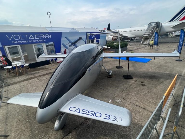 VoltAero debuts the Casio 330 electric-hybrid aircraft