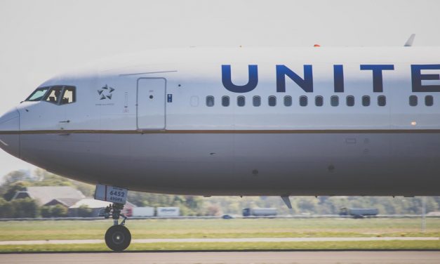 United Airlines flight forced to return to Connecticut following loss of engine piece