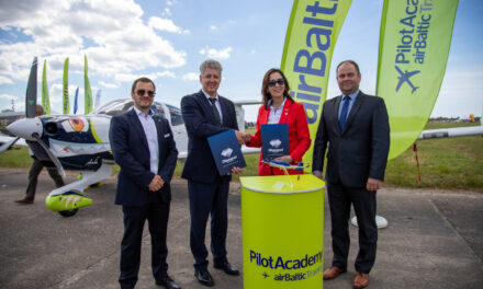 airBaltic Training signs LOI for three all-electric eDA40 and two DA42-VI