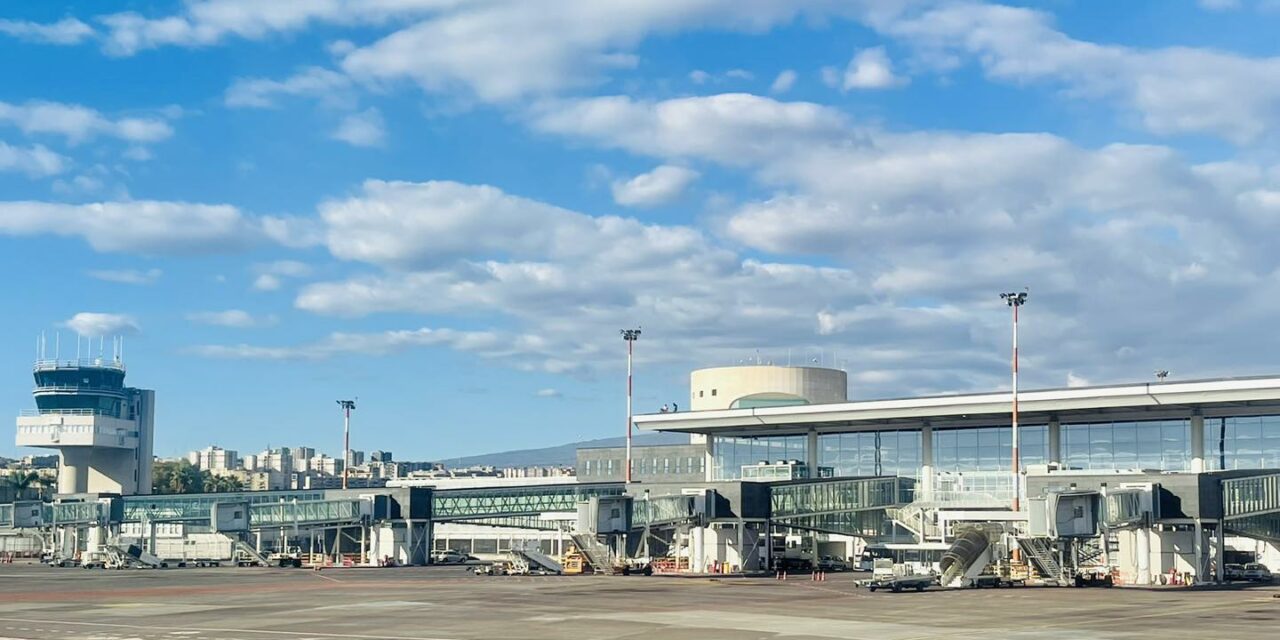 Catania Airport closes after Mount Etna’s eruption, flights diverted and cancelled