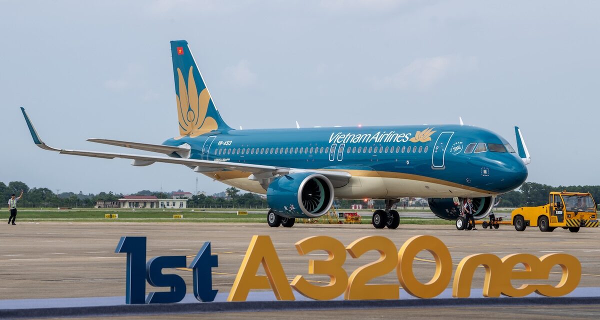 Vietnam Airlines receives new A320neo aircraft